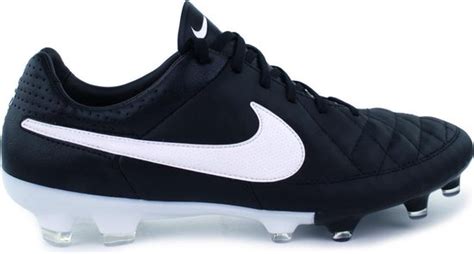 nike leer zwart voetbalschoen